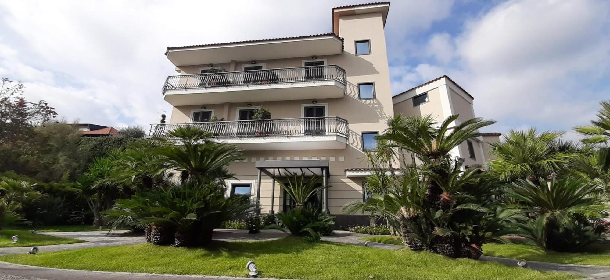 Hotel Tiro A Volo Pozzuoli Eksteriør bilde